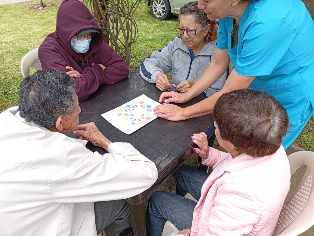Guardería para el adulto mayor en el norte de quito